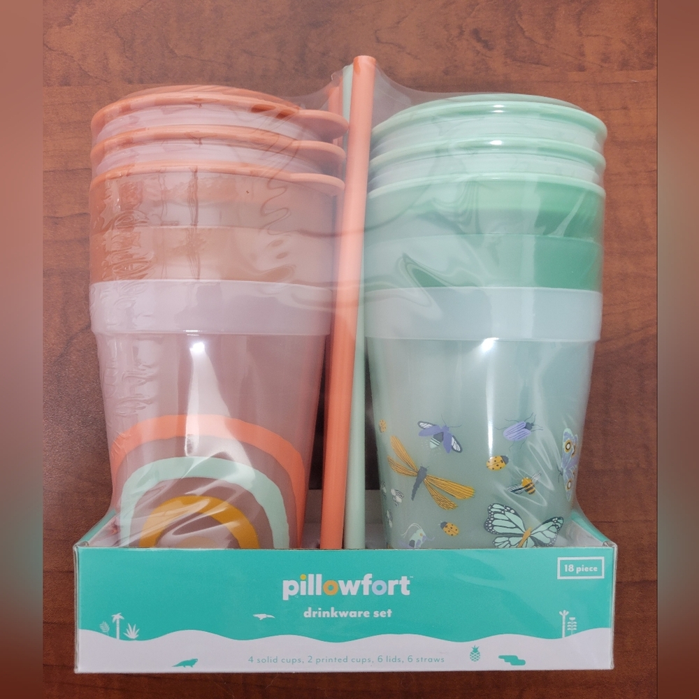 Pillowfort Orange and Green 18 Piece Drinkware Set NWT